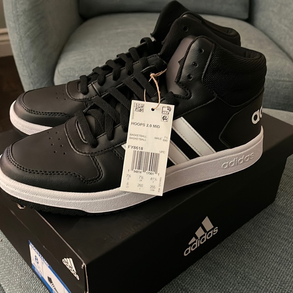 Men's Adidas Hoops 2.0 Mid Basketball Shoes - Black & White- Size 8